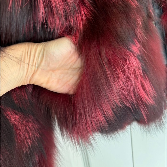 Luxurious Red and Black Fox Fur Bomber Jacket - Picture 4 of 7